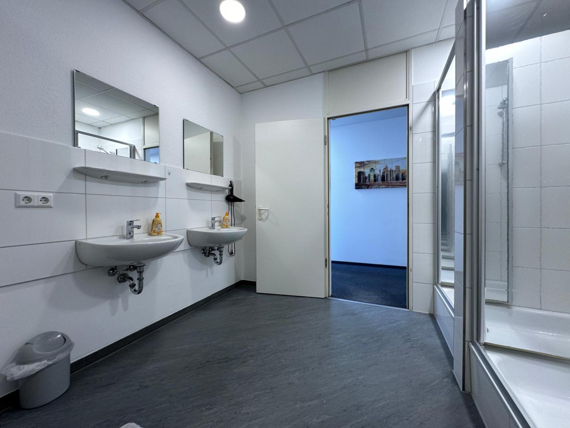 Thuja Apartments Karlsruhe-Neureut By Kurzzeit מראה חיצוני תמונה