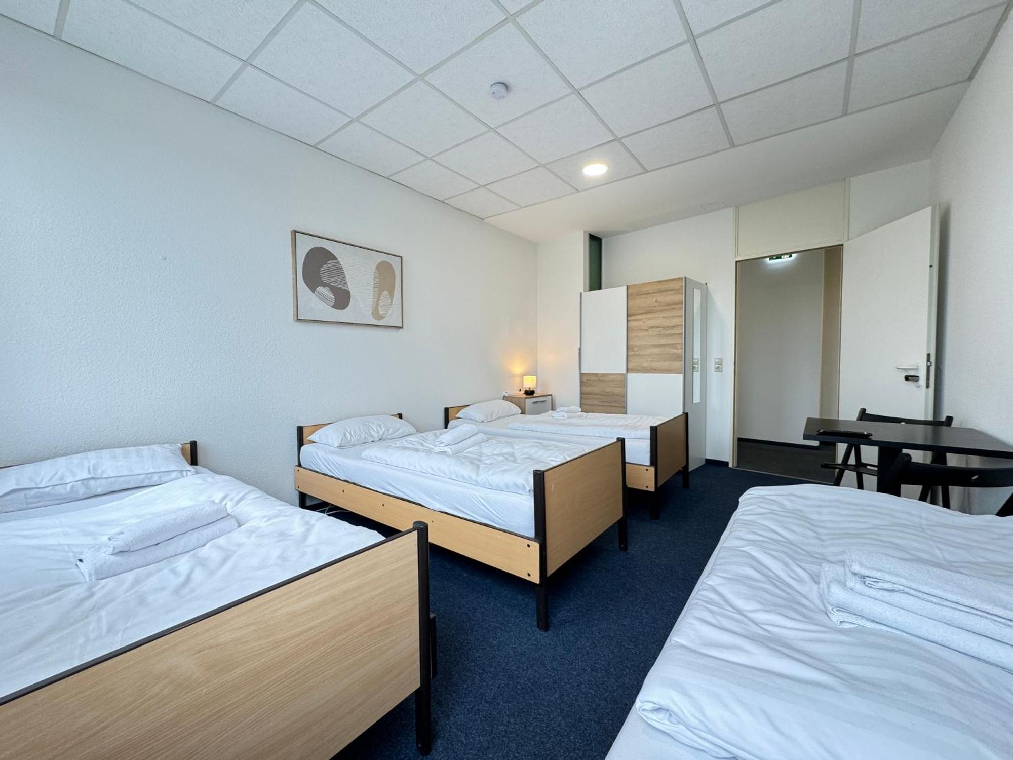 Thuja Apartments Karlsruhe-Neureut By Kurzzeit מראה חיצוני תמונה