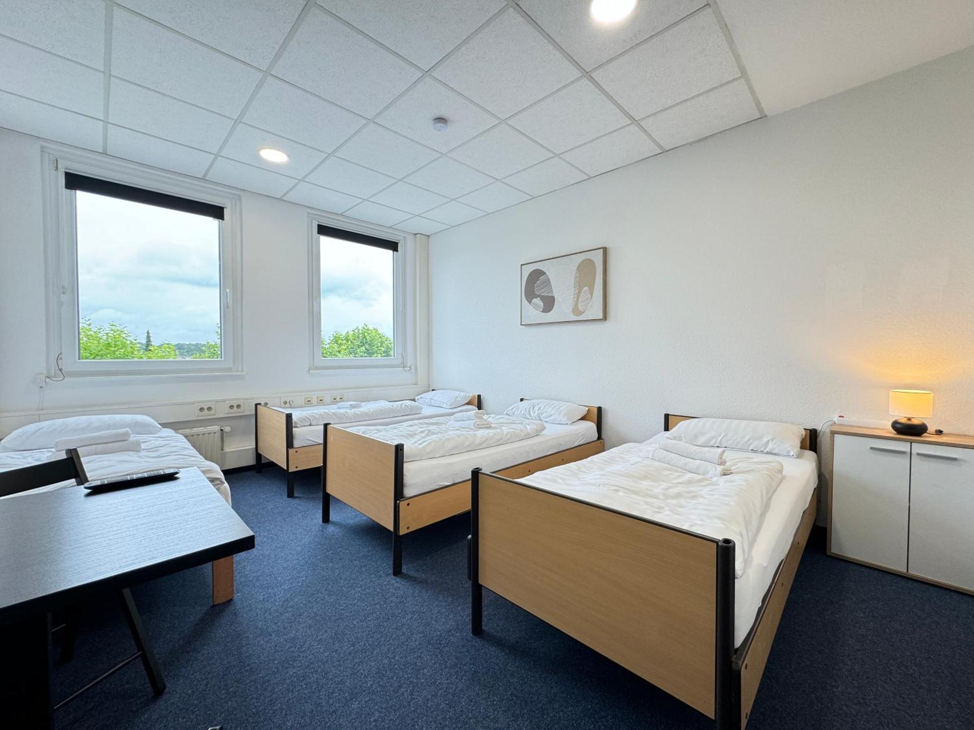 Thuja Apartments Karlsruhe-Neureut By Kurzzeit מראה חיצוני תמונה