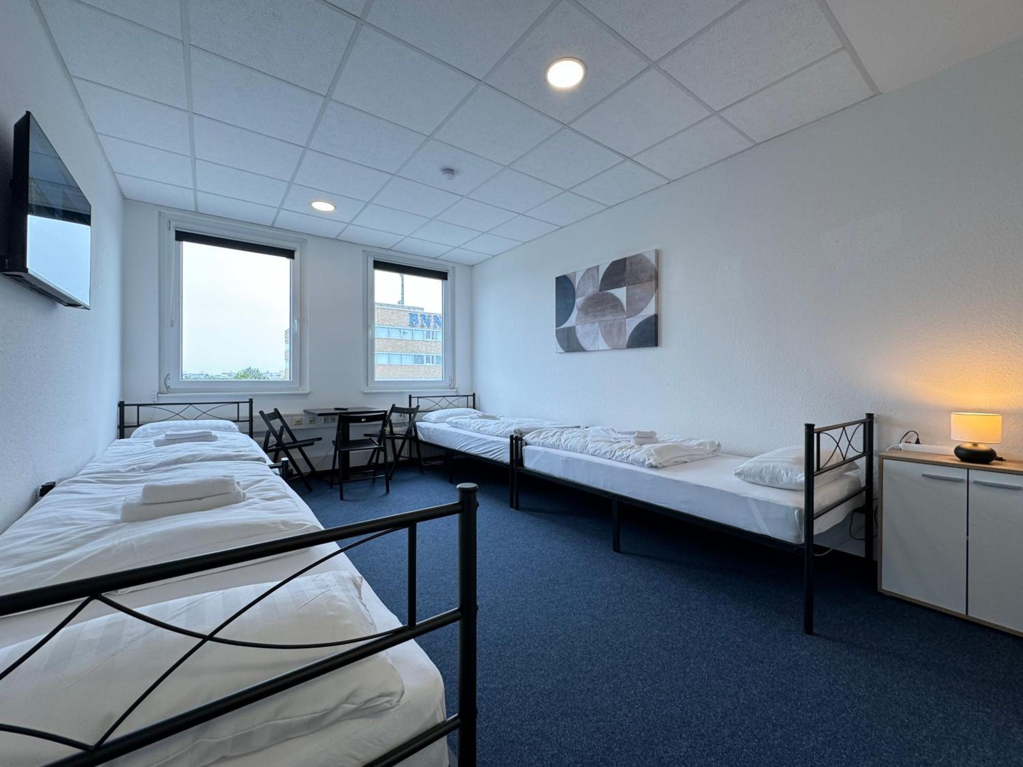 Thuja Apartments Karlsruhe-Neureut By Kurzzeit מראה חיצוני תמונה