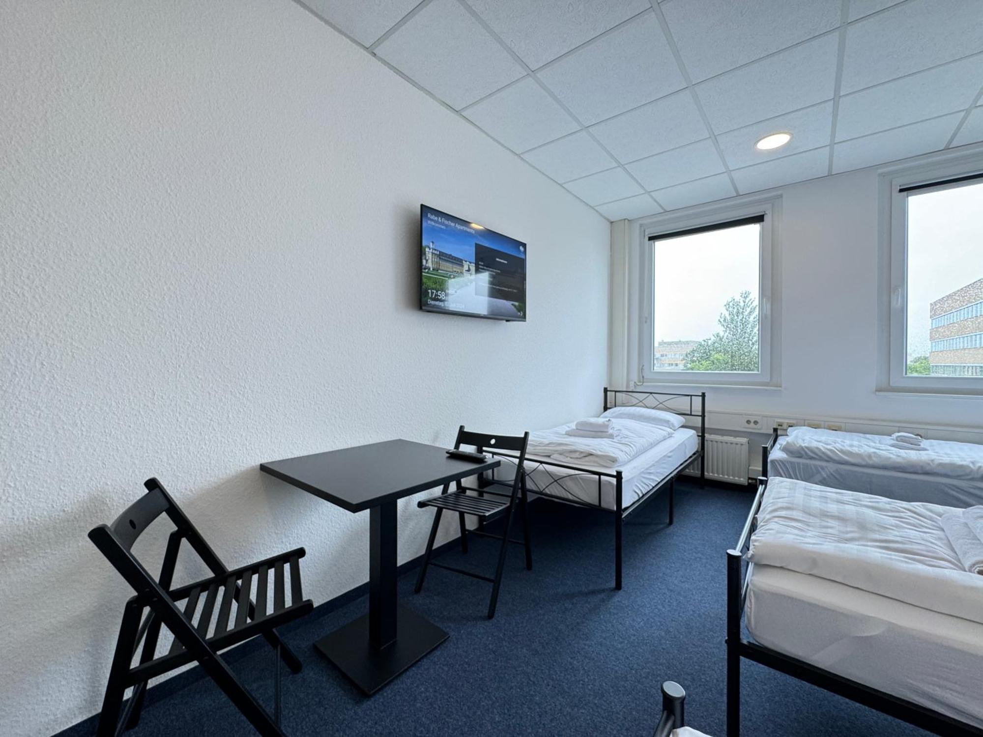 Thuja Apartments Karlsruhe-Neureut By Kurzzeit מראה חיצוני תמונה