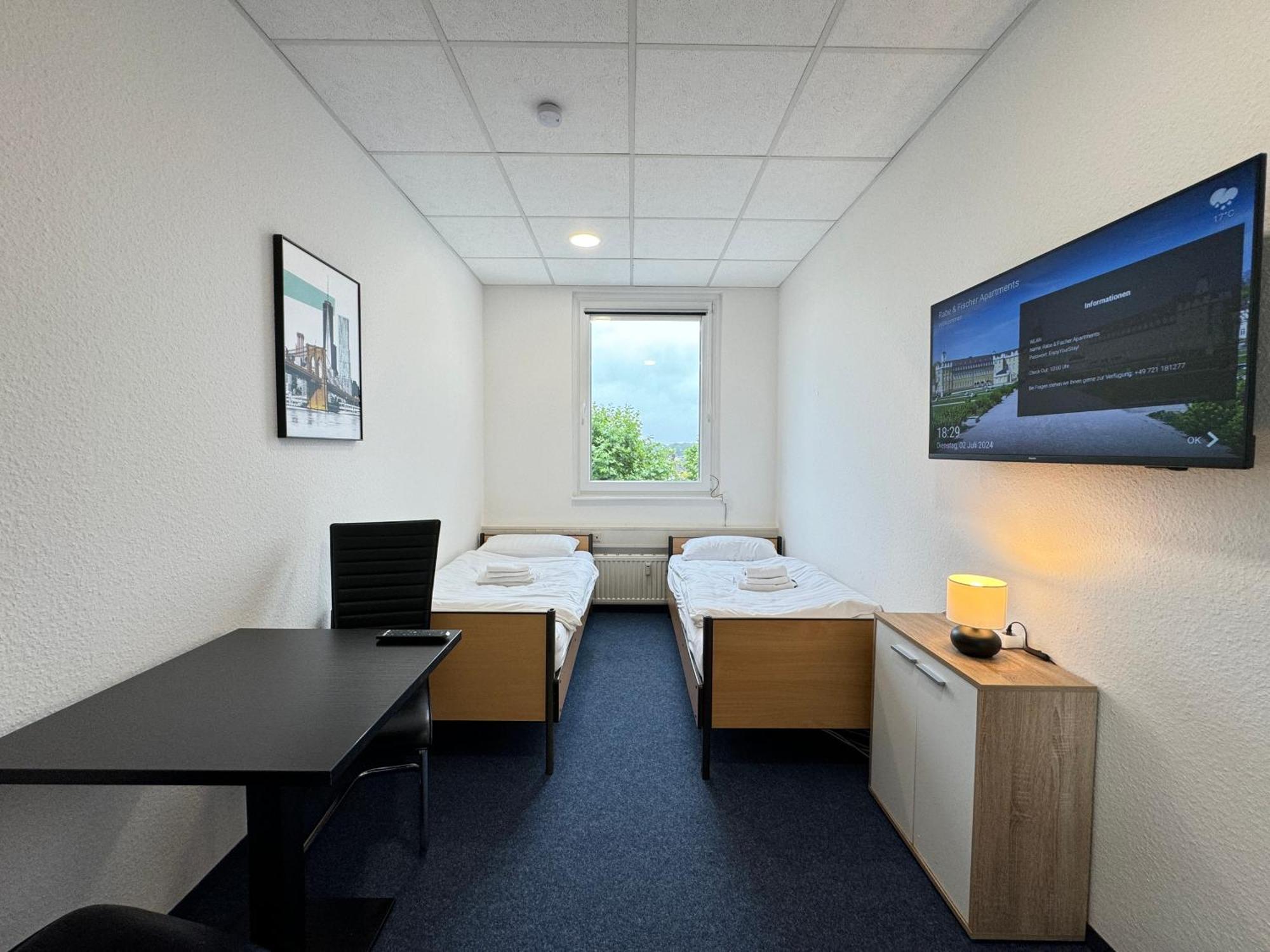 Thuja Apartments Karlsruhe-Neureut By Kurzzeit מראה חיצוני תמונה