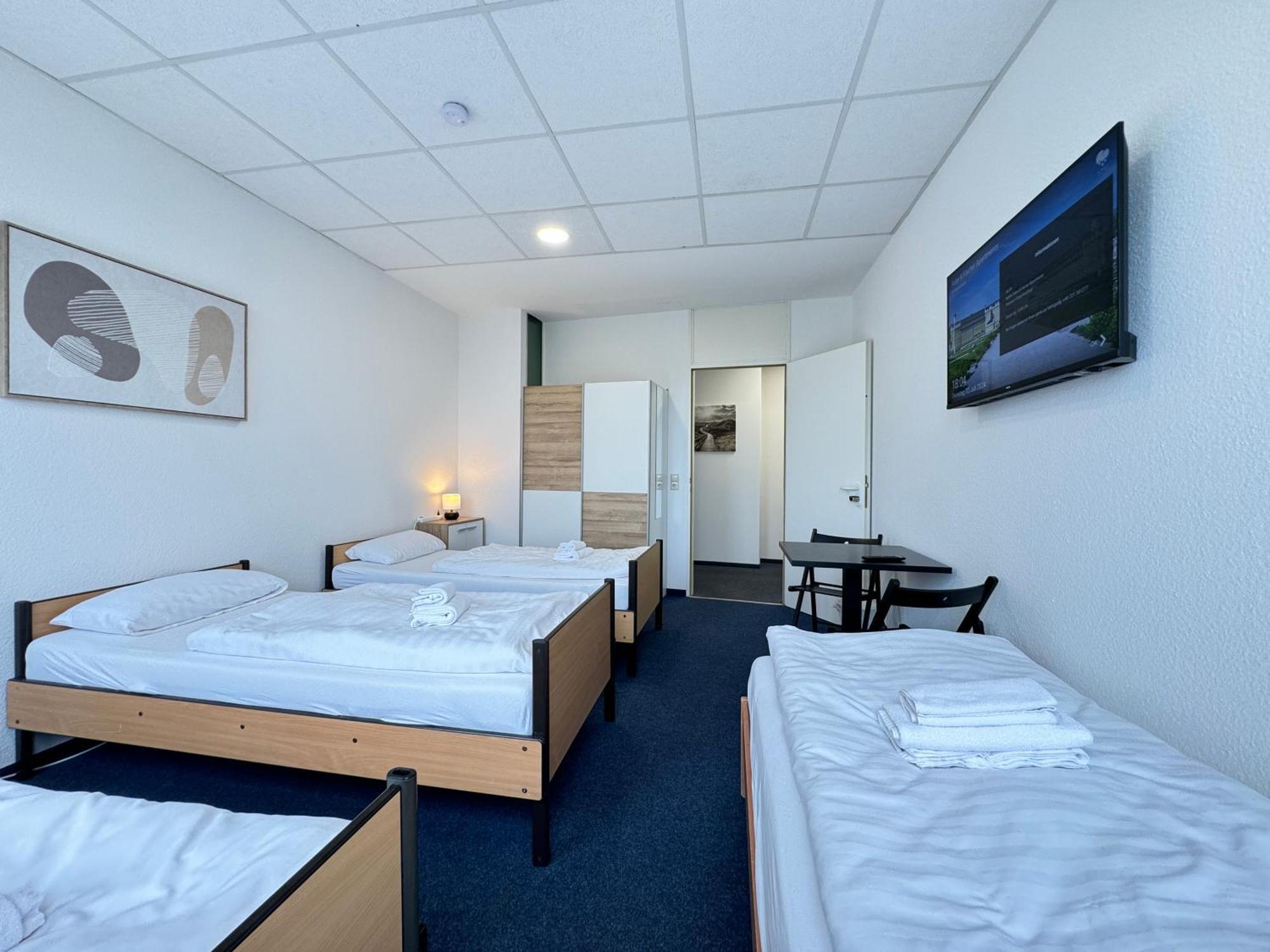 Thuja Apartments Karlsruhe-Neureut By Kurzzeit מראה חיצוני תמונה